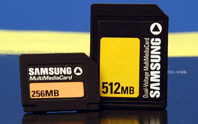 Dual Voltage Memory Card