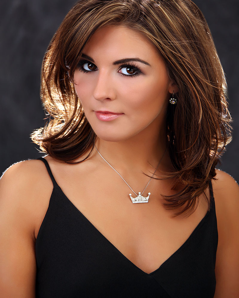 Miss-alaska-sydnee-waggoner.jpg