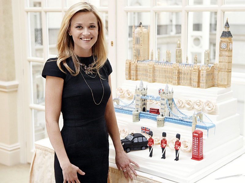 Reese-witherspoon-tea-party.jpg