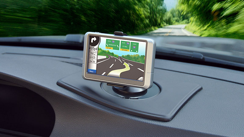 Swivel-gps-dashboard-mount.jpg